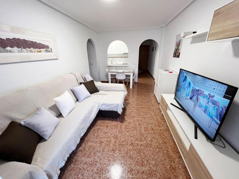 Nice And Central Apartment تورّيفيِخا المظهر الخارجي الصورة