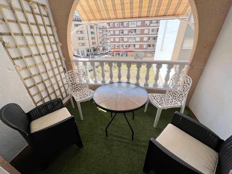 Nice And Central Apartment تورّيفيِخا المظهر الخارجي الصورة